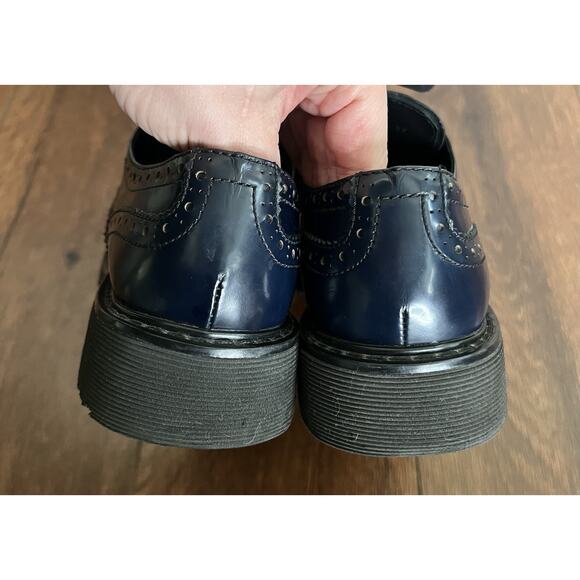 PRADA Women's Authentic Navy Patent Leather Baroque Platform Lace Shoes 37 US 7 - Picture 4 of 16